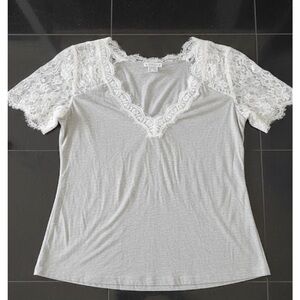 Y2K Grey Lace Trim V-Neck Tee | Coquette Downtown Girl Aesthetic Top M